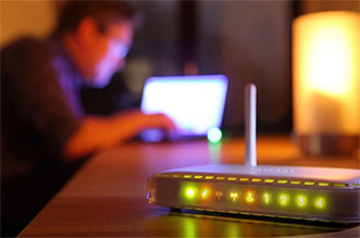 Правила выбора WiFi-роутера для дома: решение проблемы перебоя каналов связи в многоквартирном доме Правила выбора WiFi-роутера для дома: решение проблемы перебоя каналов связи в многоквартирном доме